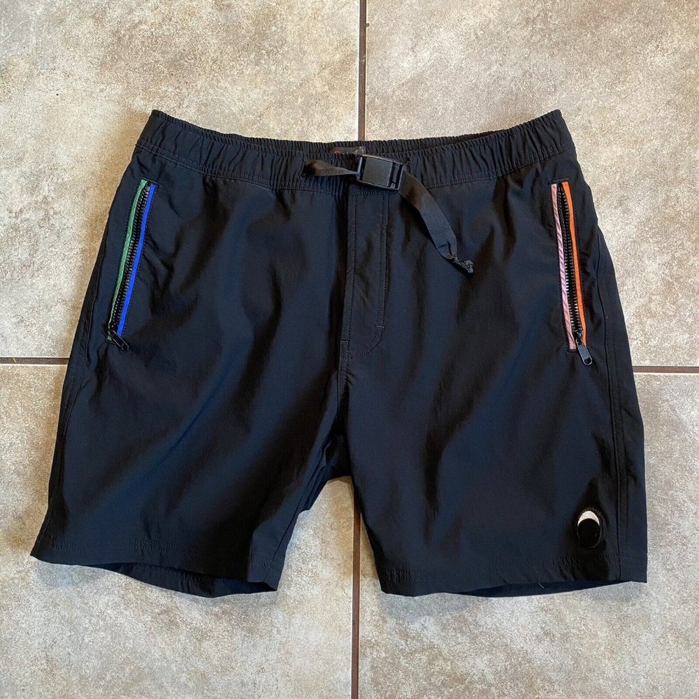 Gerald Dillon Francis Barney Cools Men’s Nylon Shorts Size 38 Black Belted